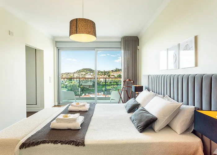 Moradia Vista Atlantico 빌라 *